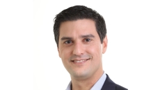 Nissan Elimelech, founder of Augmedics Nissan Elimelech, founder of Augmedics