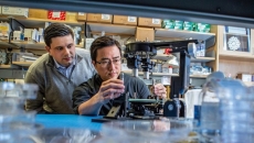 cofounders Andrei Georgescu (left), now Vivodyne’s CEO, and UPenn Professor Dan Huh (right), now Vivodyne’s CSO cofounders Andrei Georgescu (left), now Vivodyne’s CEO, and UPenn Professor Dan Huh (right), now Vivodyne’s CSO