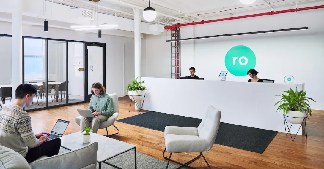 The front desk in a Ro office The front desk in a Ro office