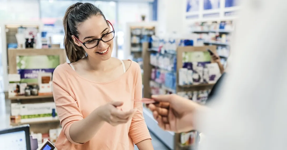 Patient with a pharmacist Patient with a pharmacist