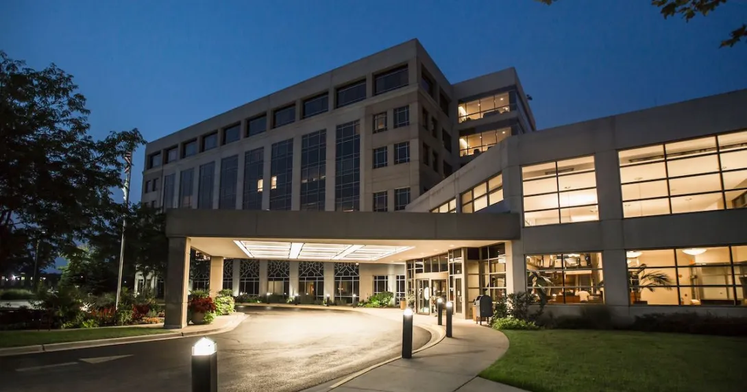 Outside of healthcare facility Outside of healthcare facility